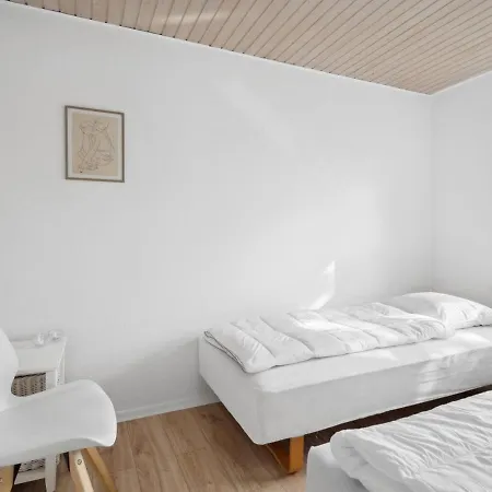 펜션 Holiday Home Susia - 200M From The Sea By Interhome *