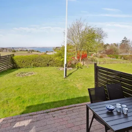 펜션 Holiday Home Susia - 200M From The Sea By Interhome